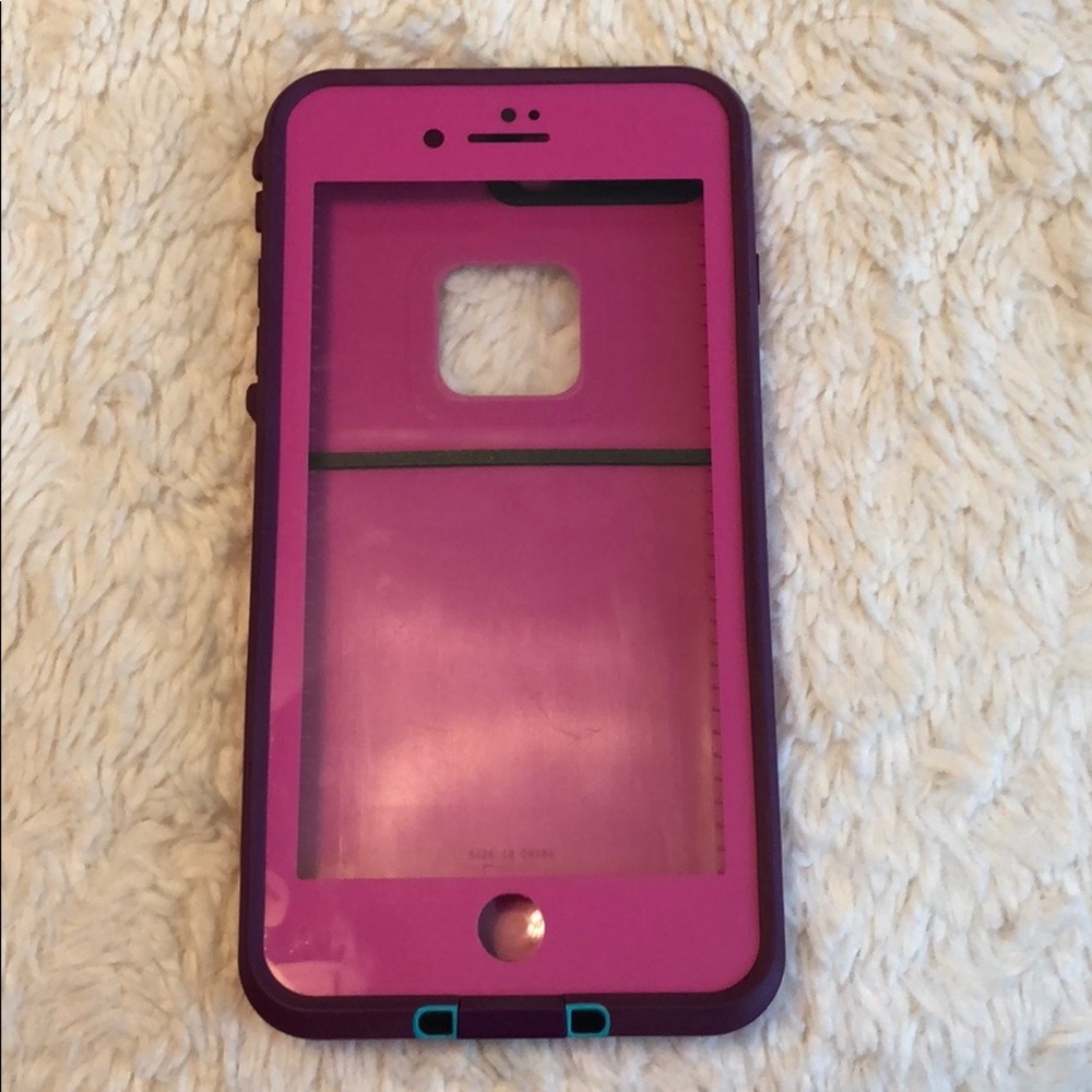 iPhone 7 Plus Lifeproof case